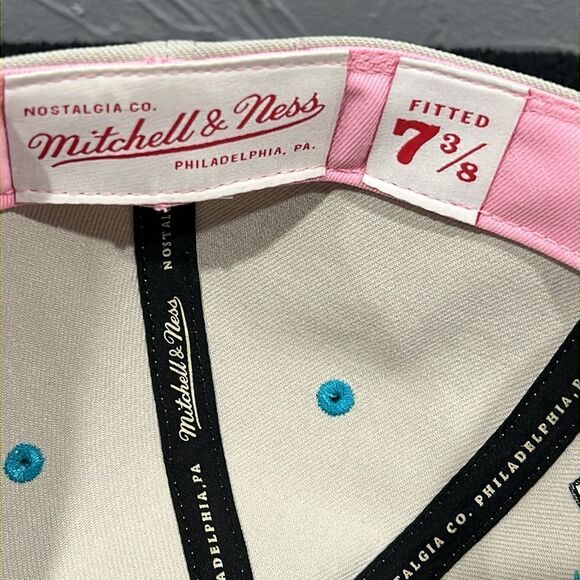 🔥⚾️ Vintage “NWT” Topps Mitchell & Ness New York Yankees Hat w/ Hat Pin   7 3/8 - Picture 13 of 13